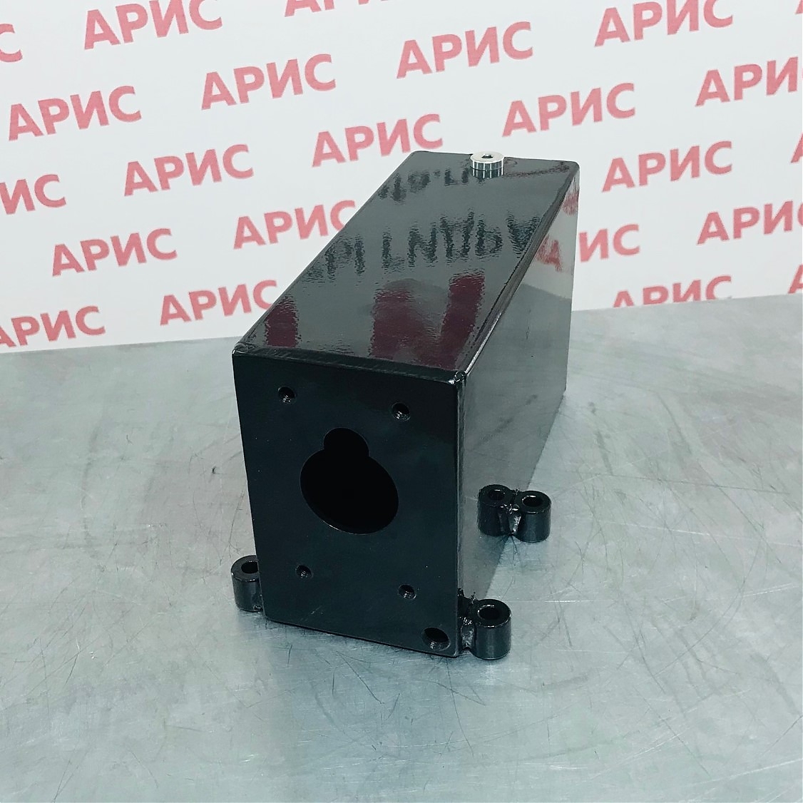 Бак для ручного насоса ТМР-03 (3л.; 90х125х150х100х247; 2,5 кг.)