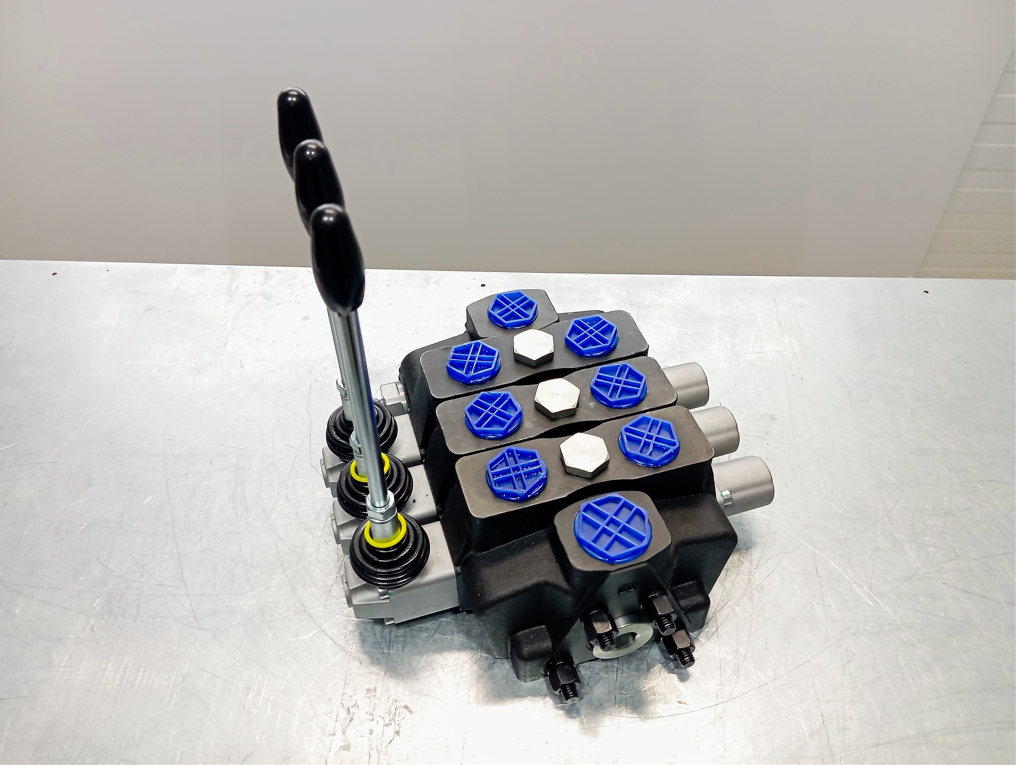 Гидрораспределитель SDS180/3 D1D8D8 КИТАЙ (160 l/min)