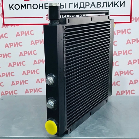 Радиатор гидравлический МО4К, 250 л/мин, 570*450*63мм, G1 1/4BSP