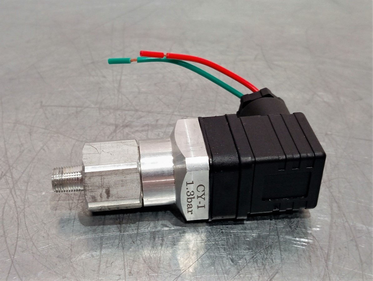 Индикатор электрический VR-1.3BAR-1/8NPT(сливной) (CN)