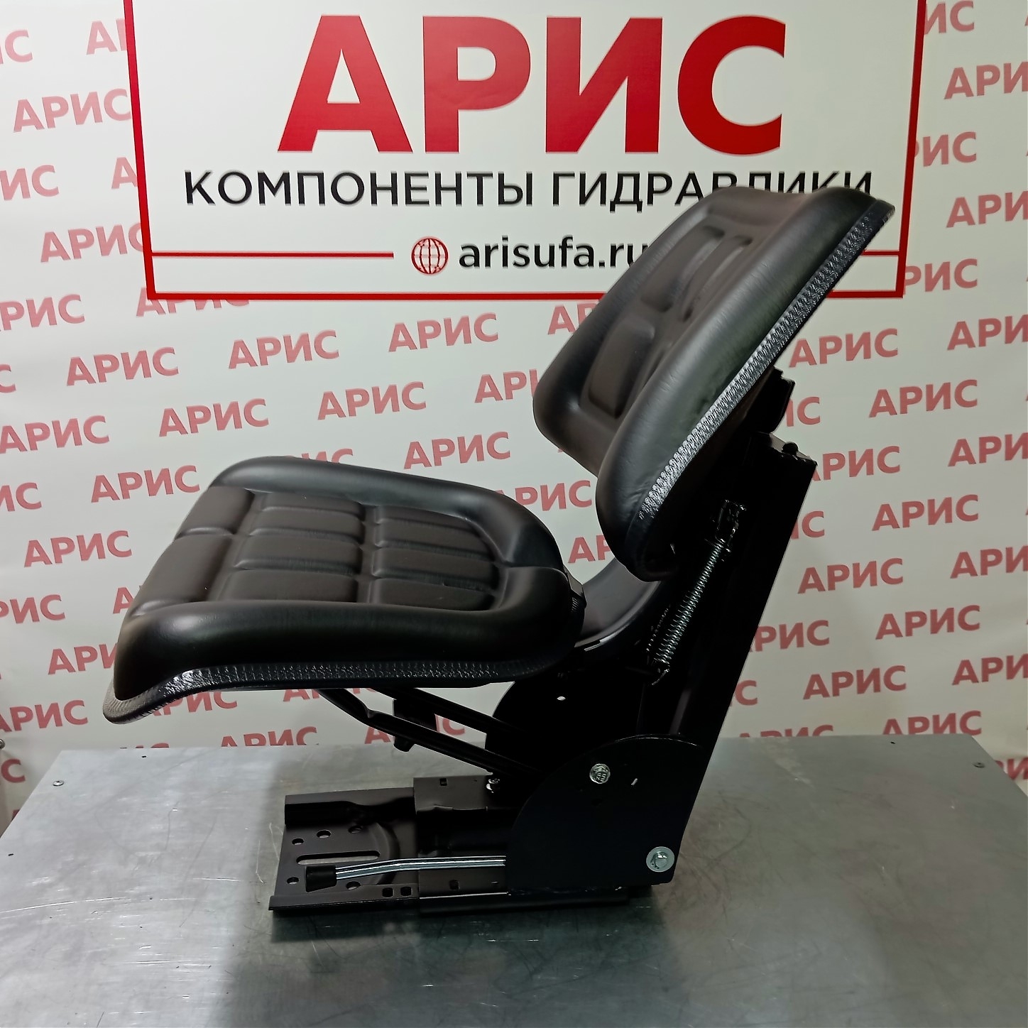 Кресло оператора FD-810-1