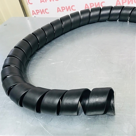 Спираль защитная пластиковая 44-65 черный
