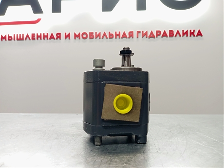 Гидронасос шестеренный Terex KP 1/11 3F20 M2KD2 01AAE0 BDW (5010670087)